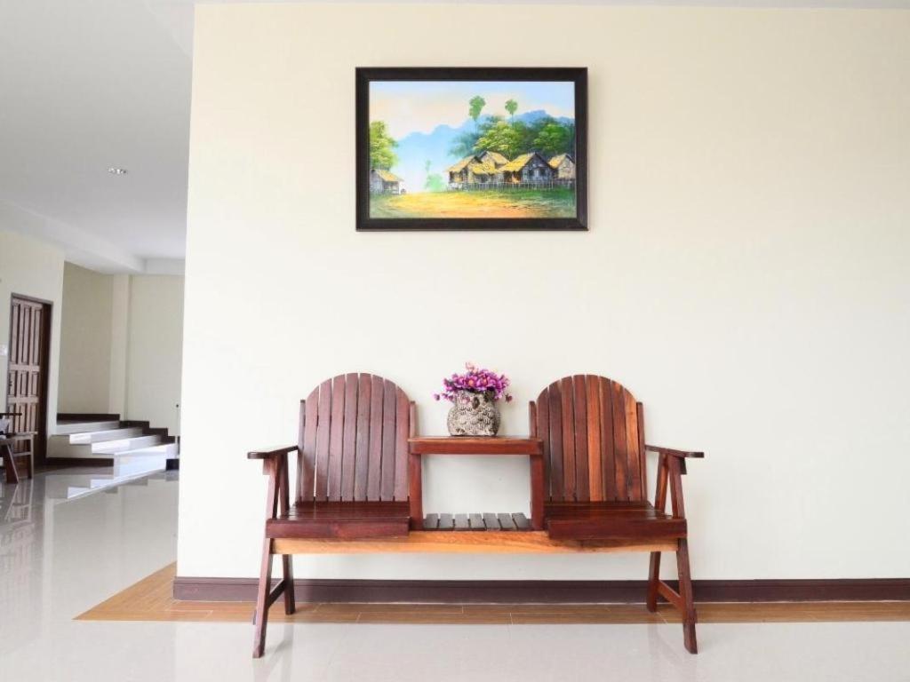 Juntima Boutique Hotel Phetchaburi Extérieur photo