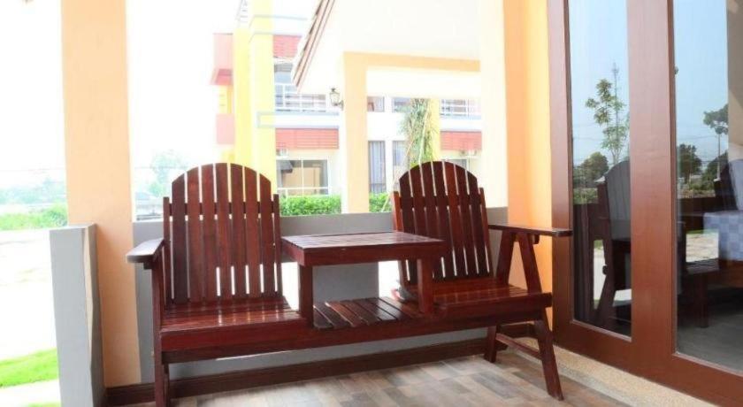 Juntima Boutique Hotel Phetchaburi Extérieur photo